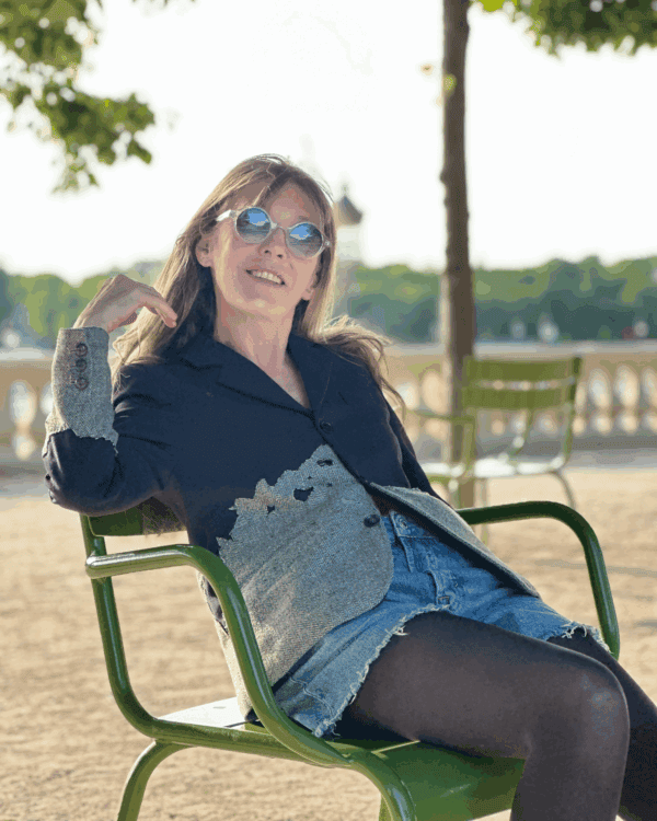 The torn jacket – Image 4