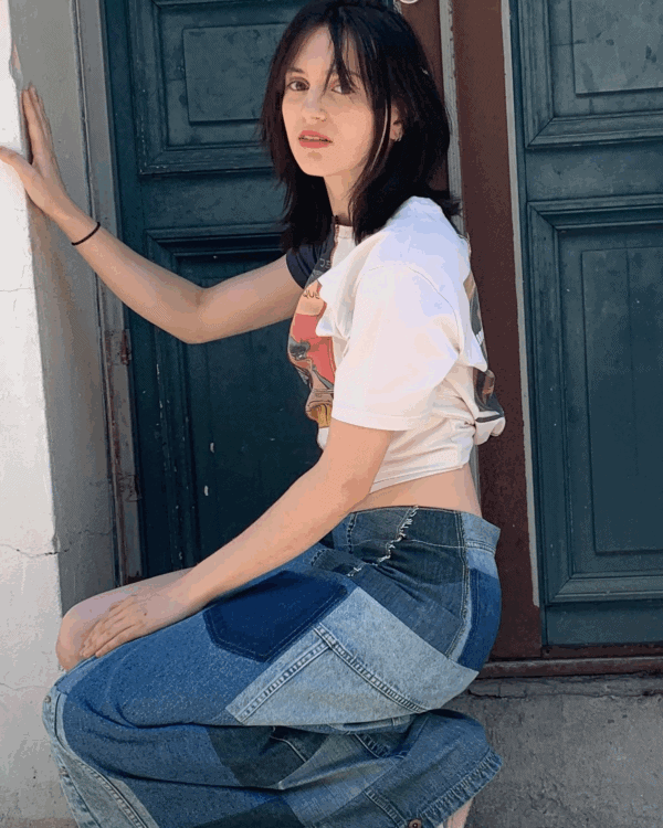 The very long skirt – Image 6