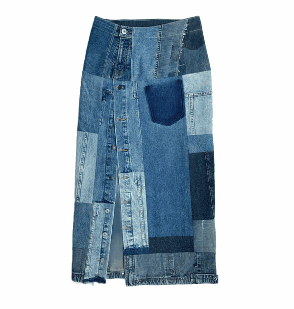 The very long skirt