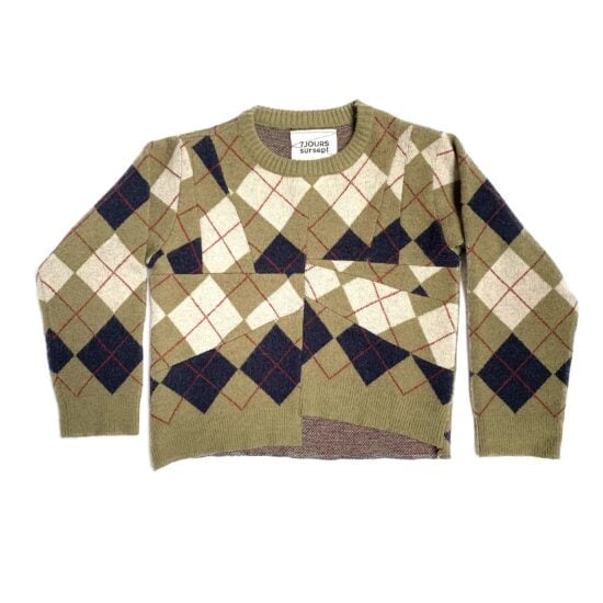 The broken diamonds sweater